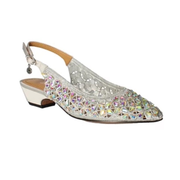J. Renee
Hasini Satin Rhinestone Slingback Pumps - Picture 6 of 14